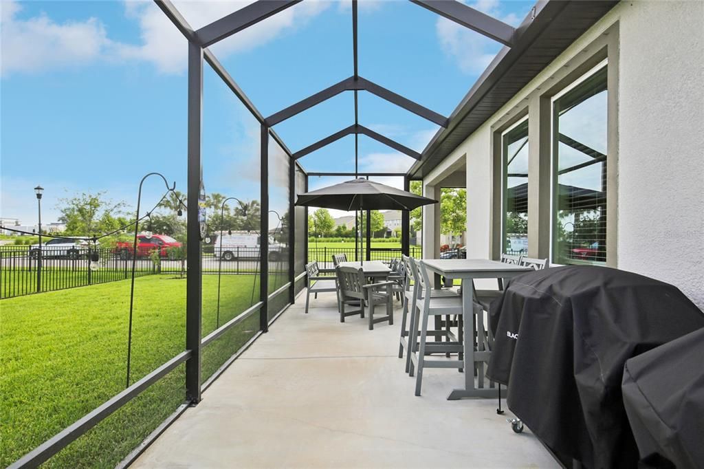 出租: $2,700 (4 贝兹, 3 浴室, 2000 平方英尺)