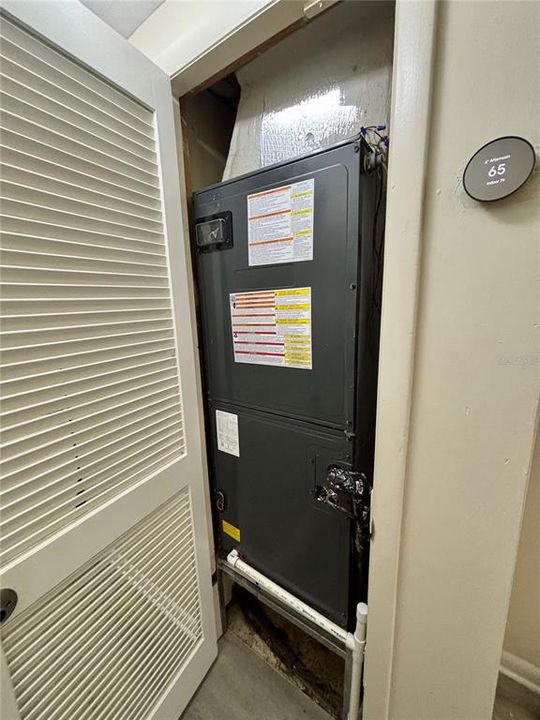 待售: $249,900 (3 贝兹, 1 浴室, 1266 平方英尺)