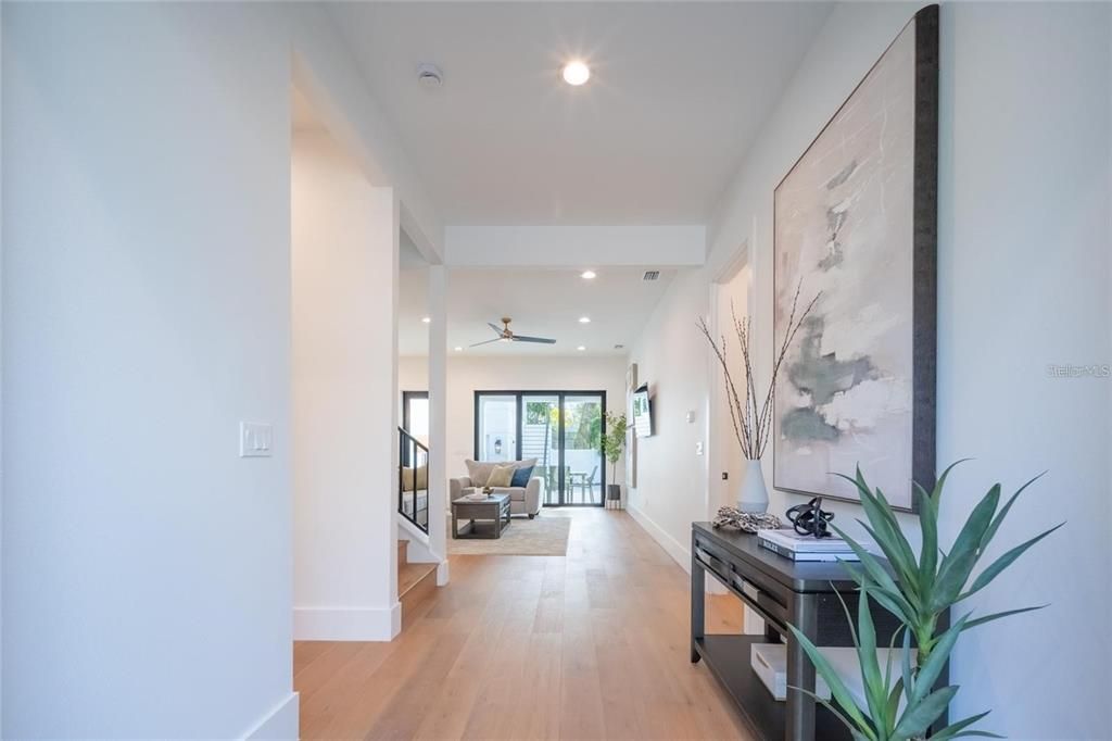 На продажу: $1,775,000 (6 спален, 4 ванн, 2743 Квадратных фут)