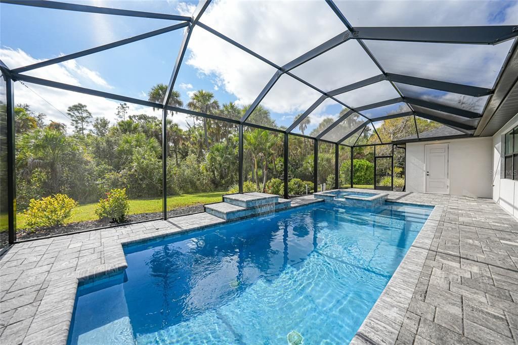 На продажу: $689,900 (4 спален, 2 ванн, 2177 Квадратных фут)