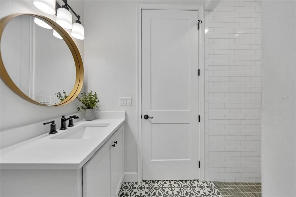 На продажу: $689,900 (4 спален, 2 ванн, 2177 Квадратных фут)