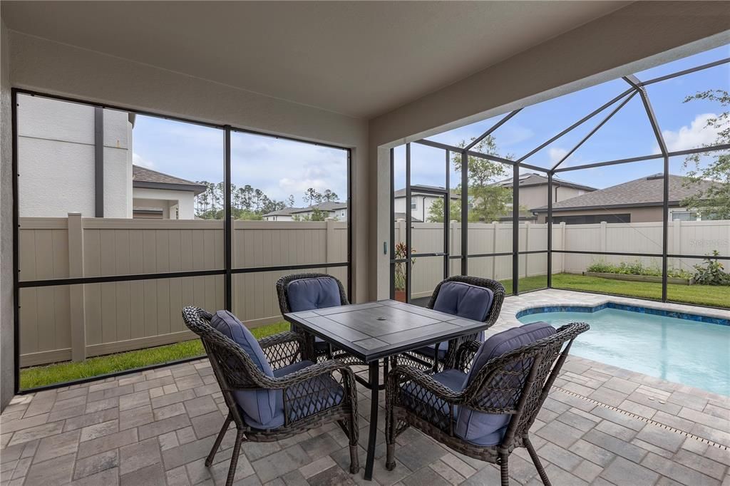 En Venta: $535,000 (4 camas, 3 baños, 2143 Pies cuadrados)