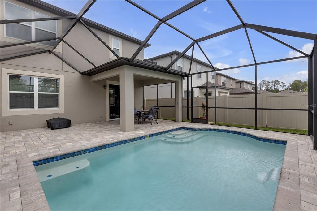 En Venta: $535,000 (4 camas, 3 baños, 2143 Pies cuadrados)