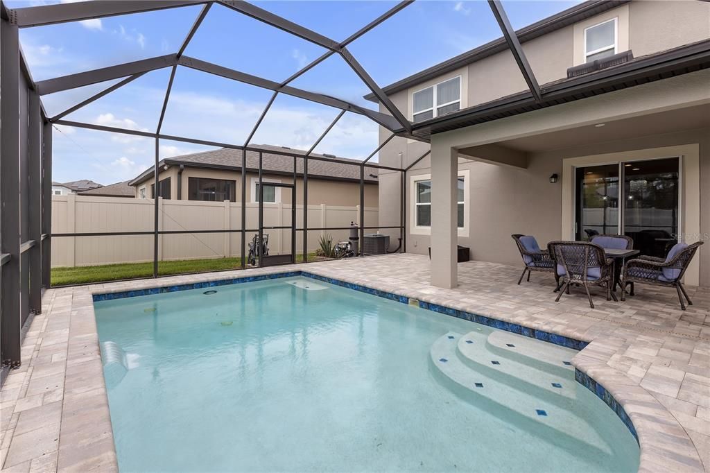 En Venta: $535,000 (4 camas, 3 baños, 2143 Pies cuadrados)