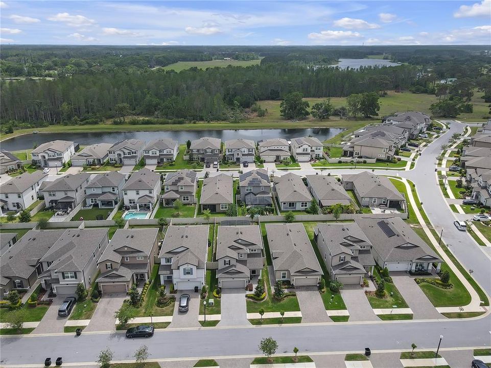 En Venta: $535,000 (4 camas, 3 baños, 2143 Pies cuadrados)