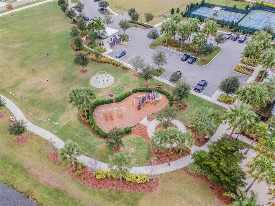 For Rent: $2,800 (3 beds, 2 baths, 1932 Square Feet)