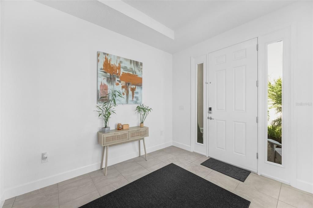 For Rent: $2,800 (3 beds, 2 baths, 1932 Square Feet)