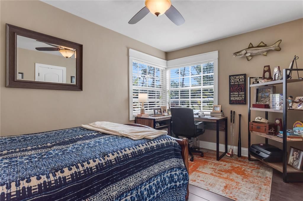 For Sale: $435,000 (3 beds, 2 baths, 1634 Square Feet)