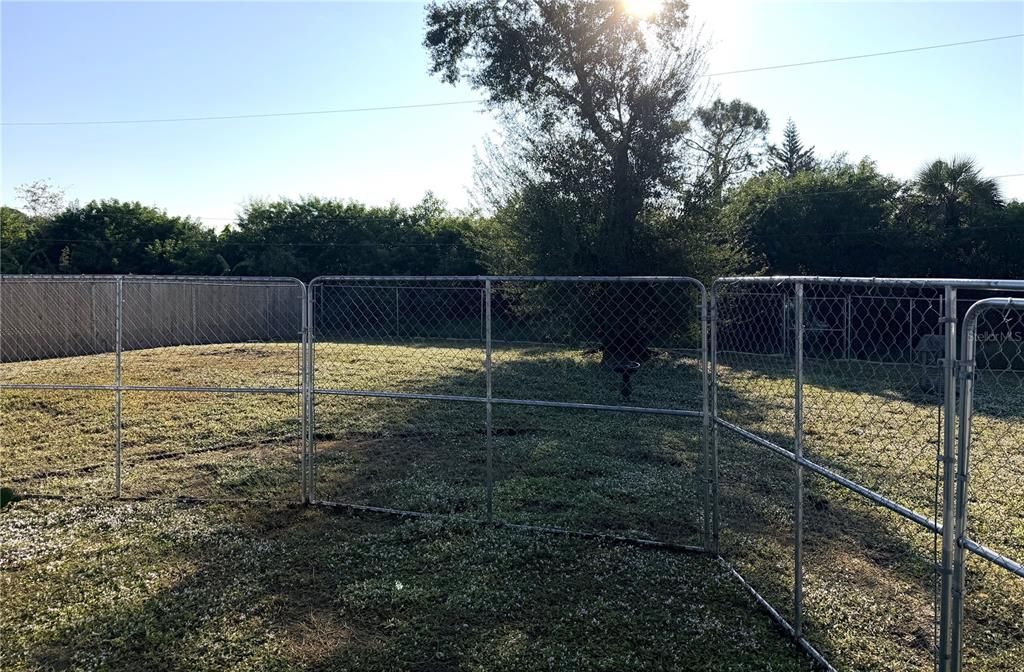 For Sale: $189,900 (2 beds, 2 baths, 984 Square Feet)