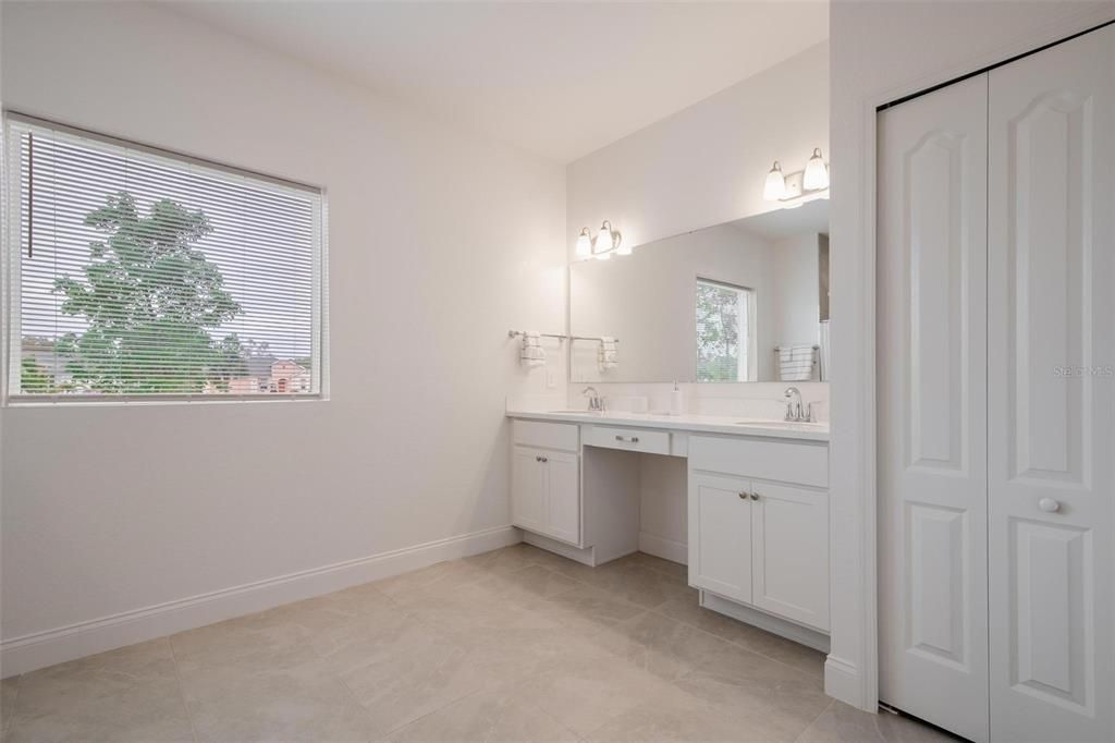 For Sale: $394,680 (3 beds, 2 baths, 2024 Square Feet)