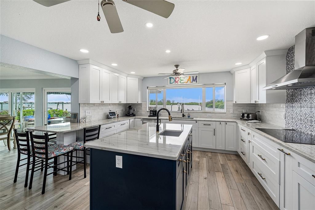 For Sale: $1,250,000 (2 beds, 2 baths, 1992 Square Feet)