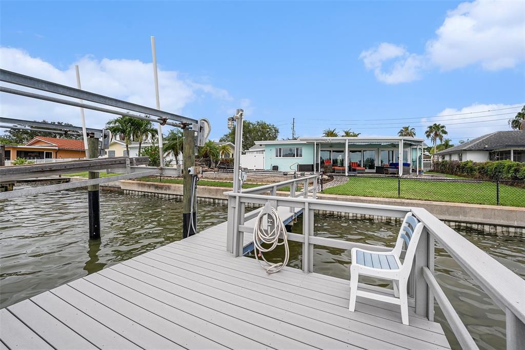 For Sale: $1,250,000 (2 beds, 2 baths, 1992 Square Feet)