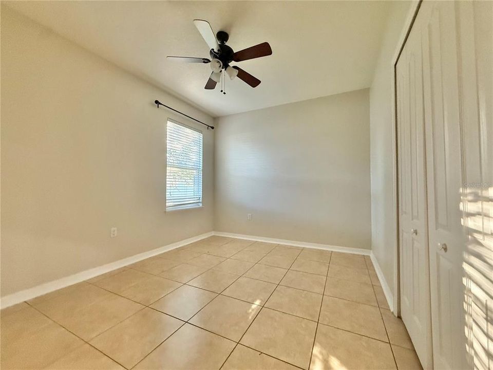 For Rent: $2,500 (4 beds, 2 baths, 1956 Square Feet)