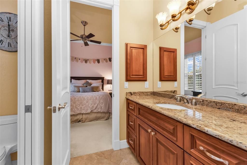 For Sale: $1,050,000 (3 beds, 2 baths, 3585 Square Feet)