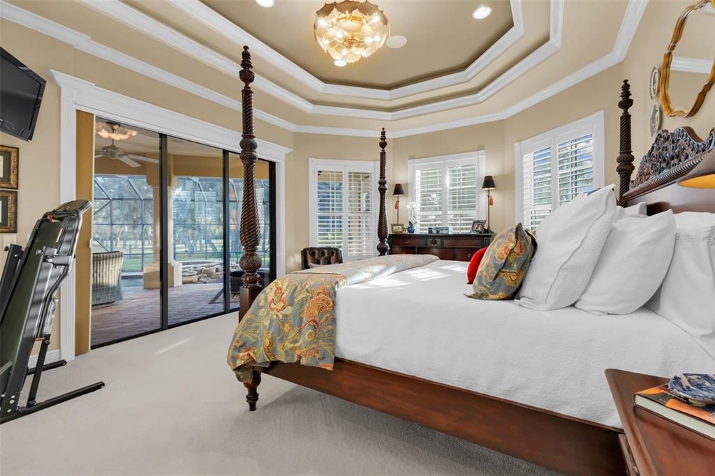 For Sale: $1,050,000 (3 beds, 2 baths, 3585 Square Feet)