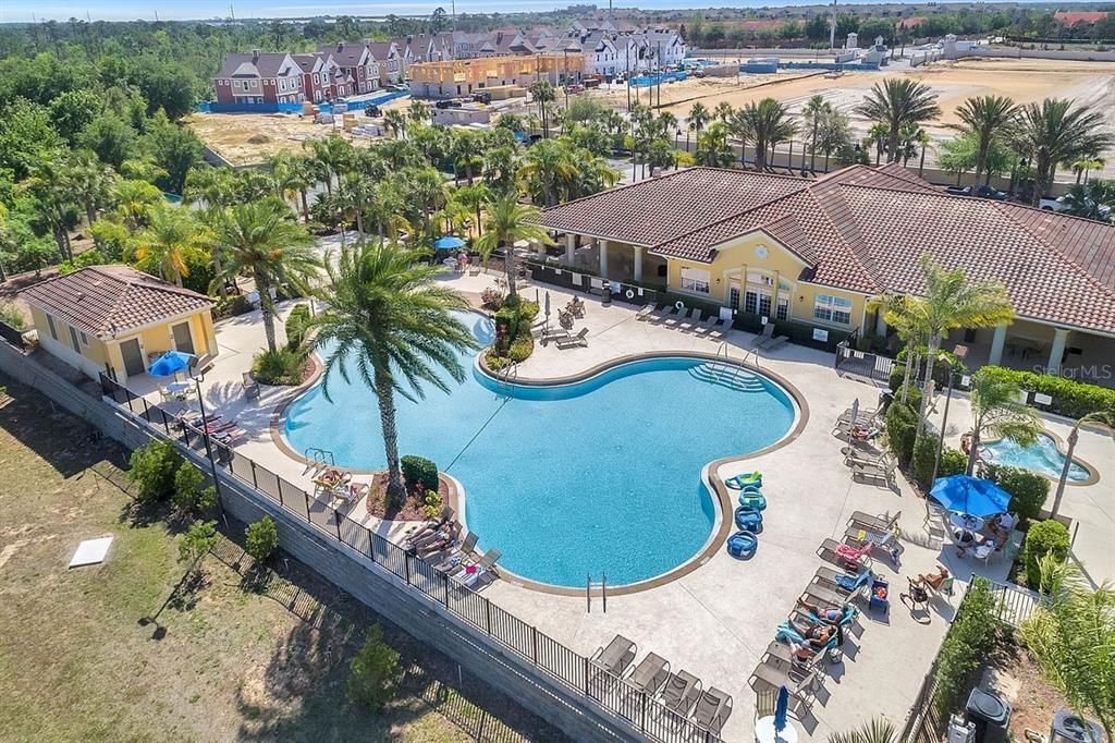 For Sale: $319,000 (3 beds, 2 baths, 1427 Square Feet)