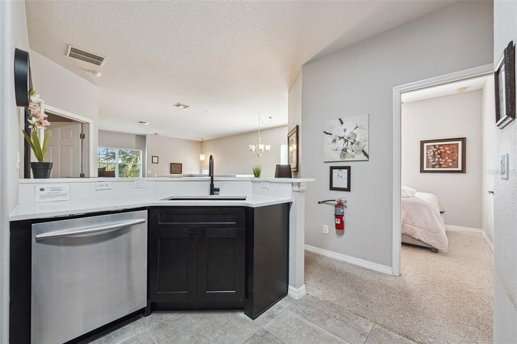 For Sale: $319,000 (3 beds, 2 baths, 1427 Square Feet)