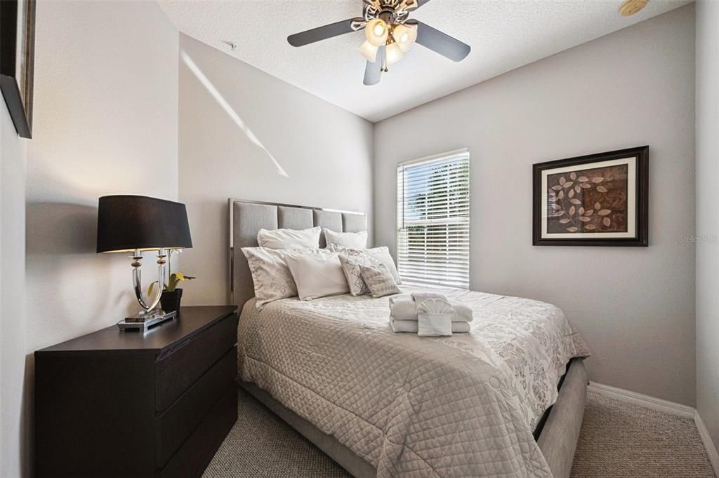 For Sale: $319,000 (3 beds, 2 baths, 1427 Square Feet)