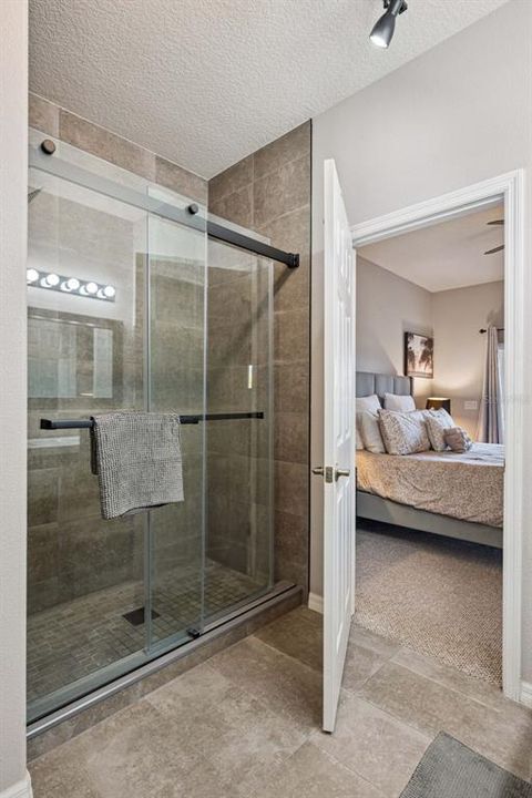 For Sale: $319,000 (3 beds, 2 baths, 1427 Square Feet)