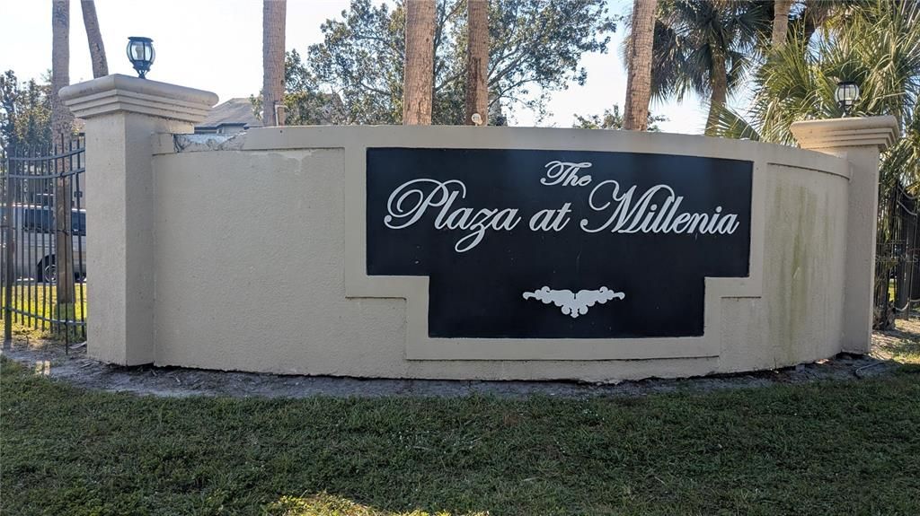 For Sale: $130,000 (2 beds, 2 baths, 864 Square Feet)