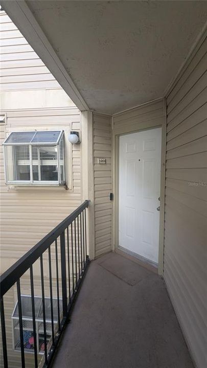 For Sale: $130,000 (2 beds, 2 baths, 864 Square Feet)