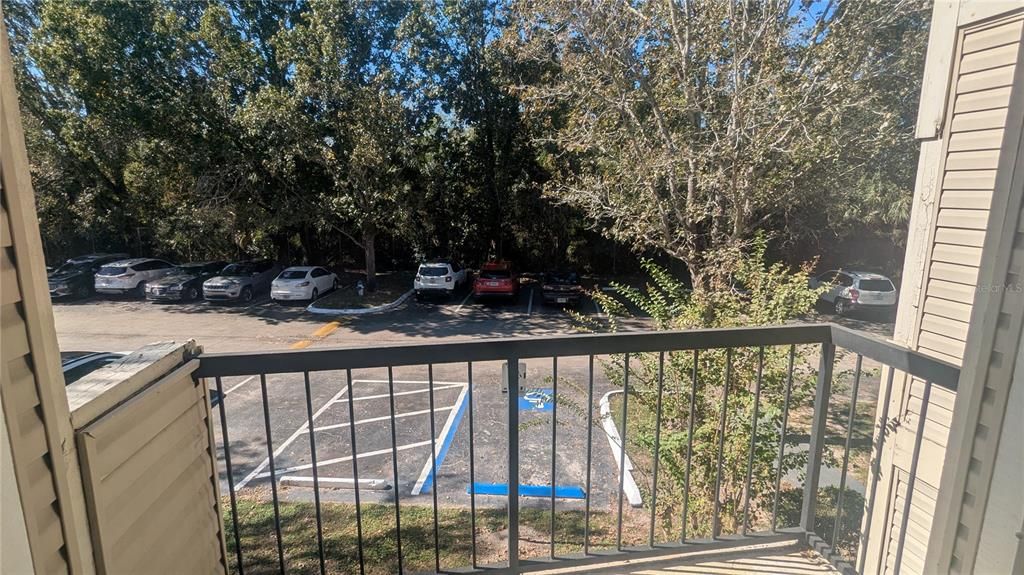 For Sale: $130,000 (2 beds, 2 baths, 864 Square Feet)