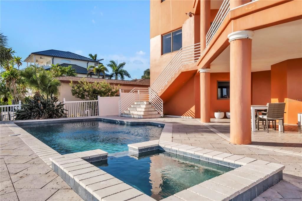 En Renta: $22,000 (5 camas, 4 baños, 3654 Pies cuadrados)