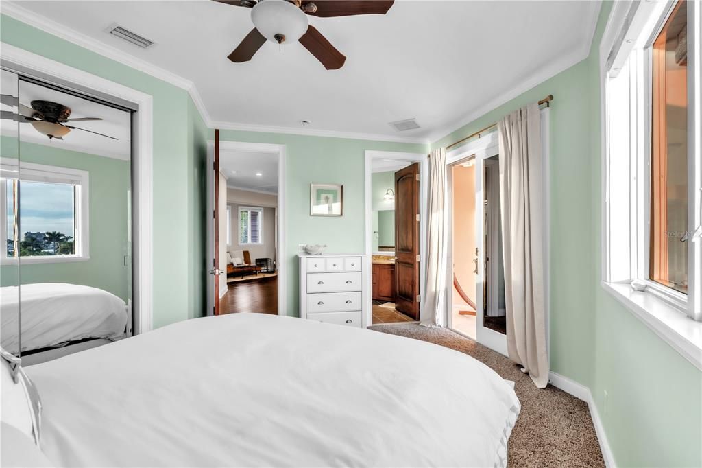 En Renta: $22,000 (5 camas, 4 baños, 3654 Pies cuadrados)