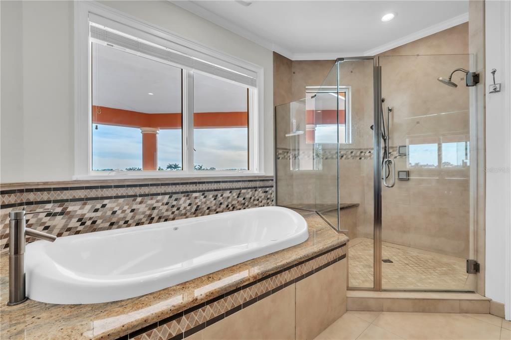 En Renta: $22,000 (5 camas, 4 baños, 3654 Pies cuadrados)