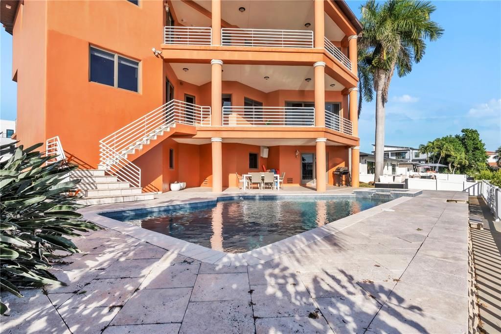 En Renta: $22,000 (5 camas, 4 baños, 3654 Pies cuadrados)