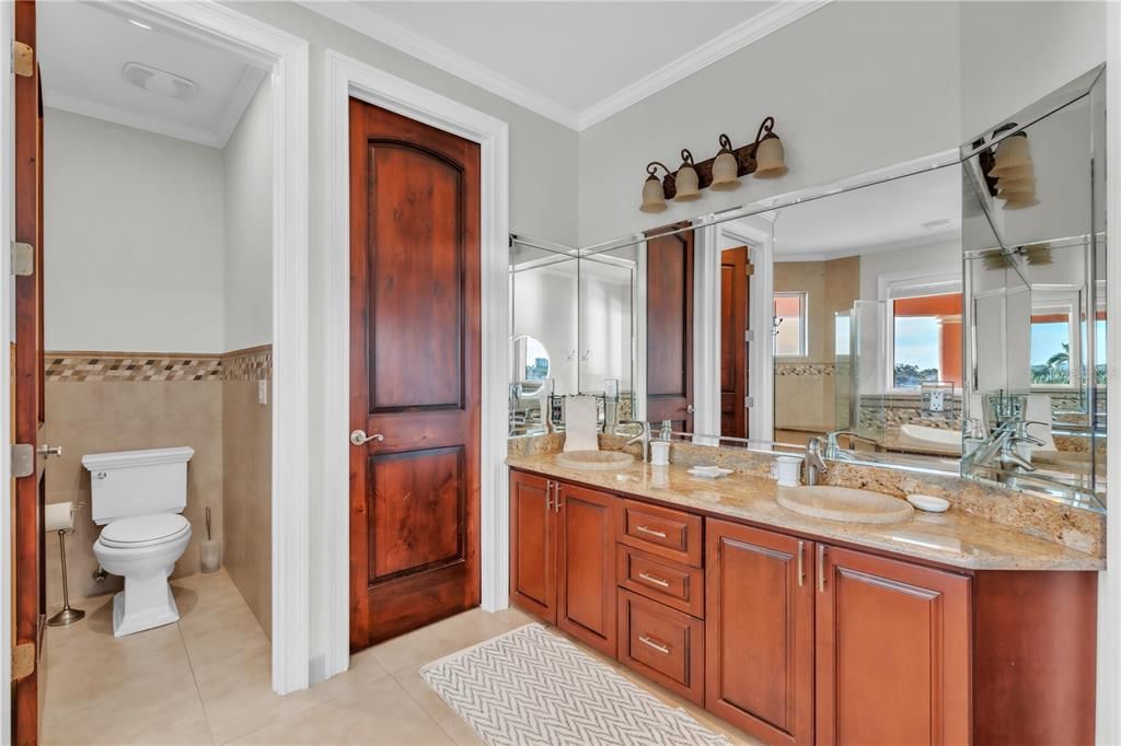 En Renta: $22,000 (5 camas, 4 baños, 3654 Pies cuadrados)