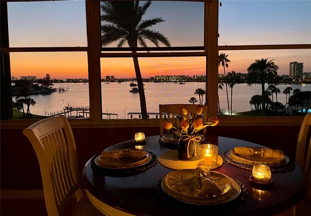 For Sale: $219,000 (1 beds, 1 baths, 830 Square Feet)