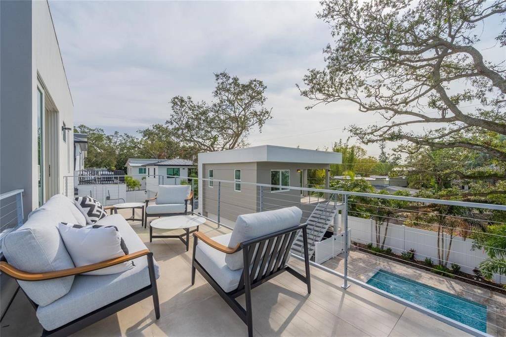 На продажу: $1,775,000 (6 спален, 4 ванн, 2743 Квадратных фут)