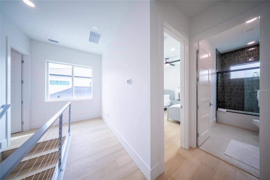 На продажу: $1,775,000 (6 спален, 4 ванн, 2743 Квадратных фут)