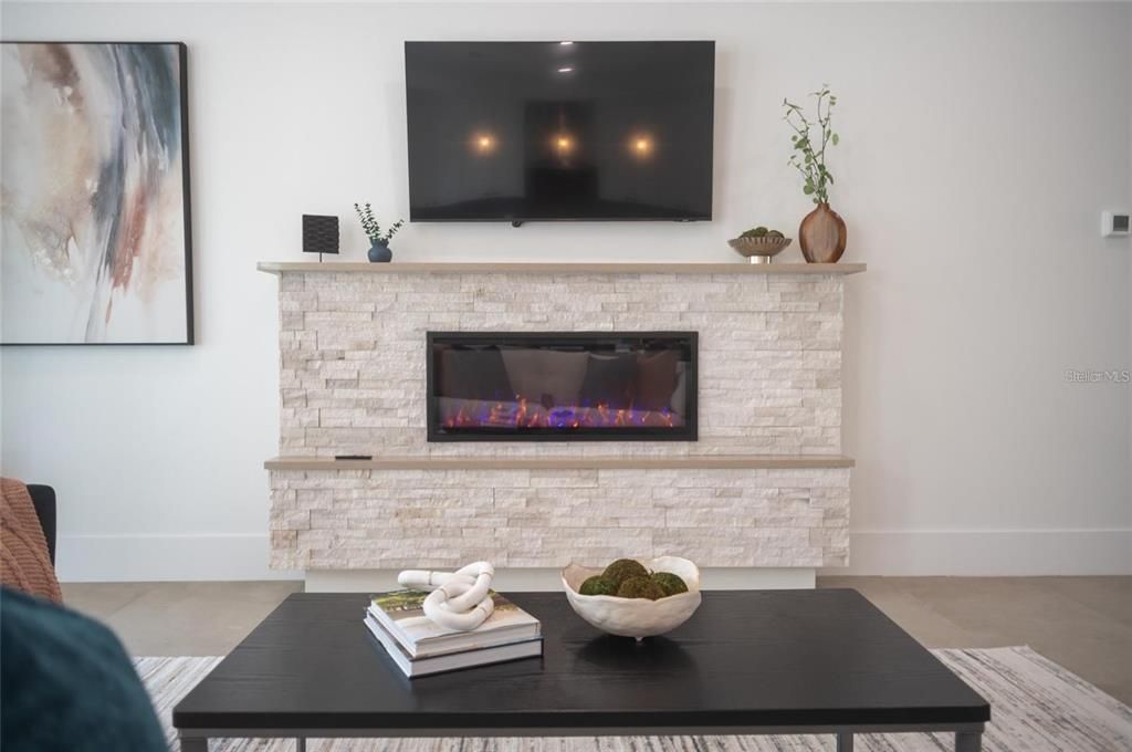 На продажу: $1,775,000 (6 спален, 4 ванн, 2743 Квадратных фут)