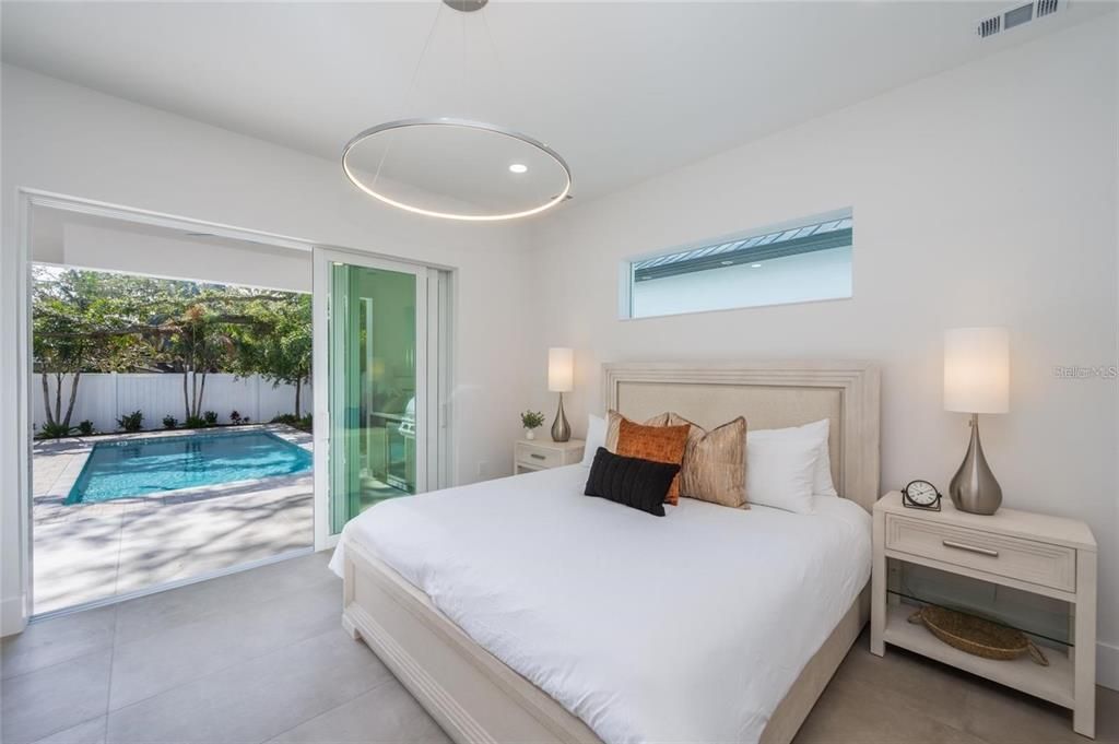 На продажу: $1,775,000 (6 спален, 4 ванн, 2743 Квадратных фут)