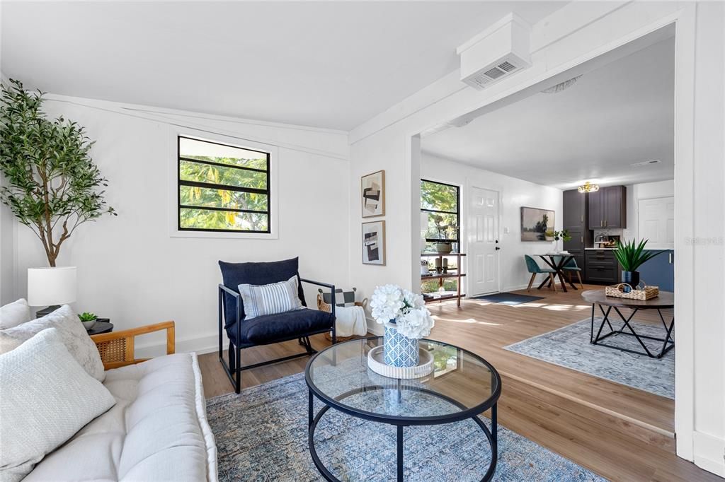 En Venta: $349,900 (3 camas, 1 baños, 1004 Pies cuadrados)