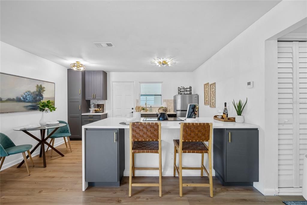 En Venta: $349,900 (3 camas, 1 baños, 1004 Pies cuadrados)