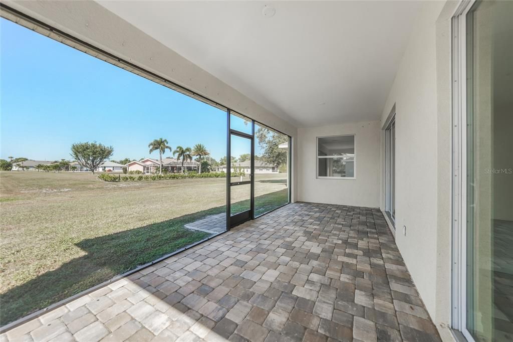 For Sale: $399,000 (3 beds, 2 baths, 1863 Square Feet)