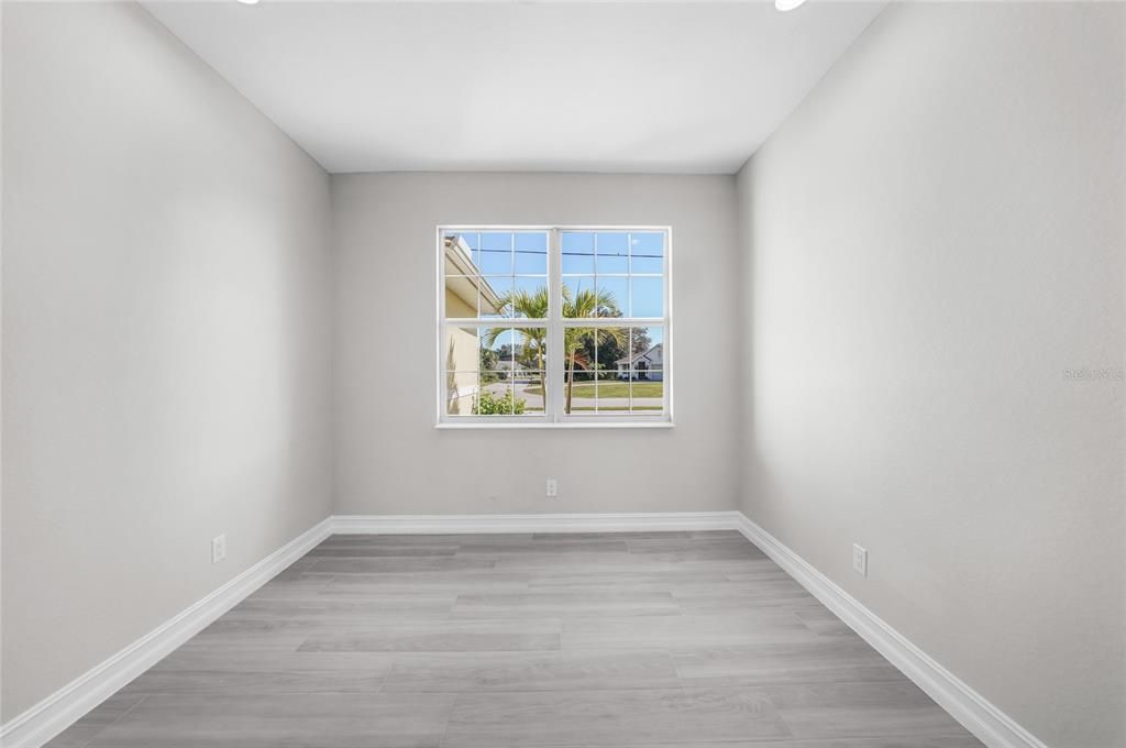 For Sale: $399,000 (3 beds, 2 baths, 1863 Square Feet)