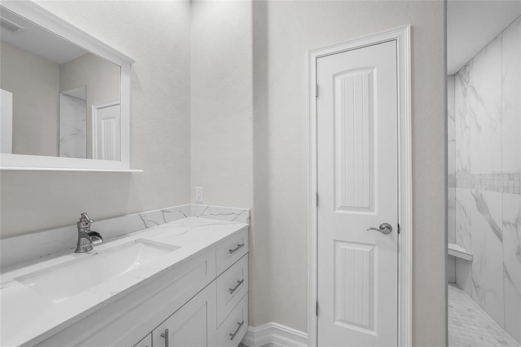 For Sale: $399,000 (3 beds, 2 baths, 1863 Square Feet)