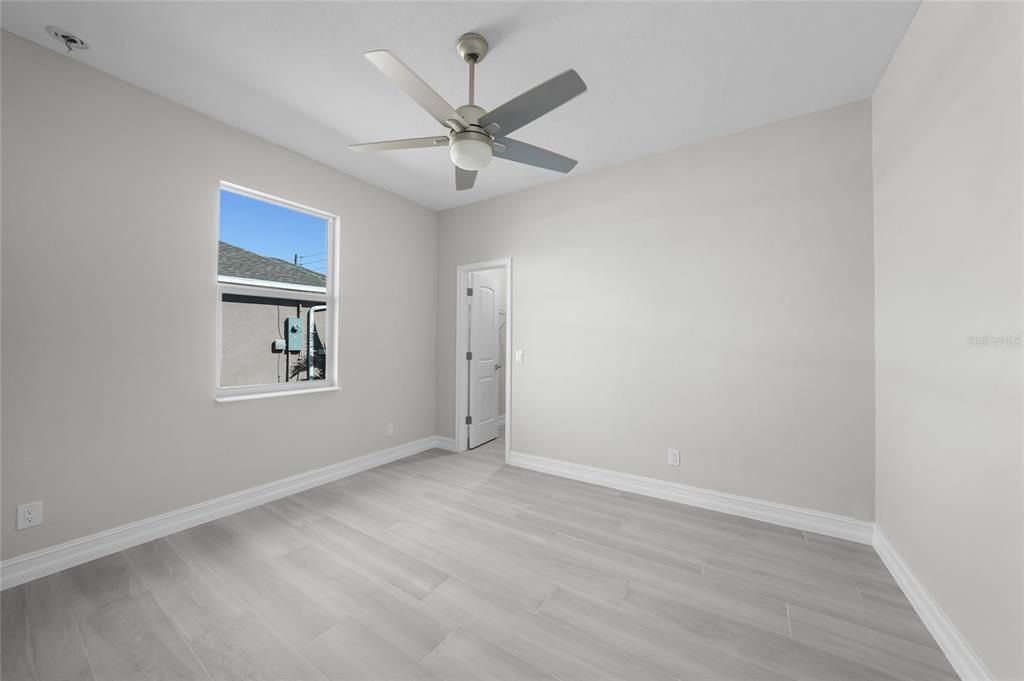 For Sale: $399,000 (3 beds, 2 baths, 1863 Square Feet)