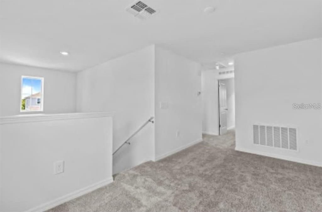 В аренду: $1,990 (4 спален, 2 ванн, 1933 Квадратных фут)