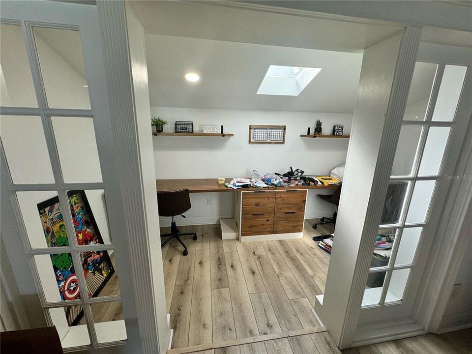 For Rent: $3,000 (3 beds, 2 baths, 1834 Square Feet)