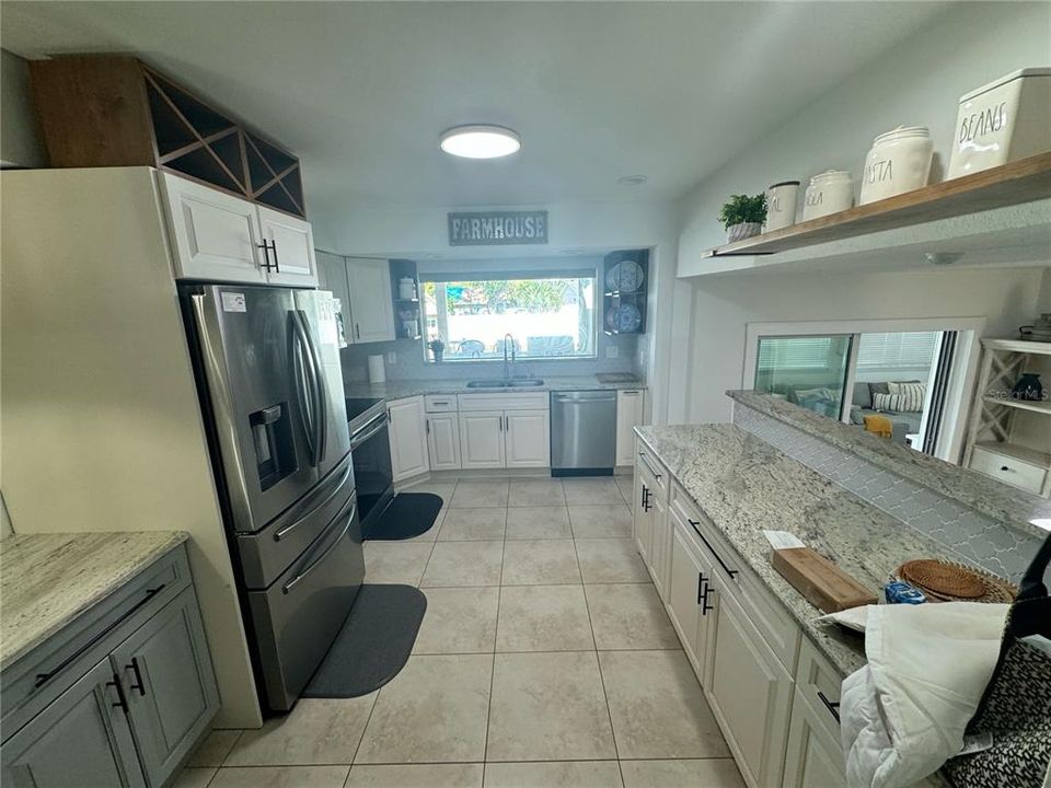 For Rent: $3,000 (3 beds, 2 baths, 1834 Square Feet)