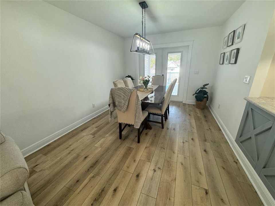 For Rent: $3,000 (3 beds, 2 baths, 1834 Square Feet)