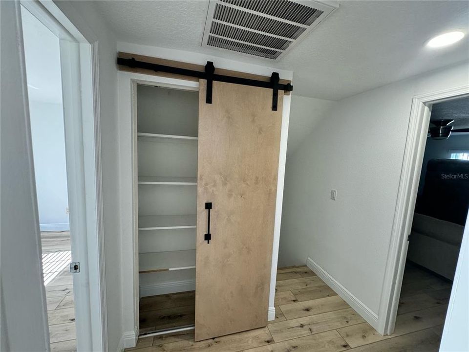 For Rent: $3,000 (3 beds, 2 baths, 1834 Square Feet)