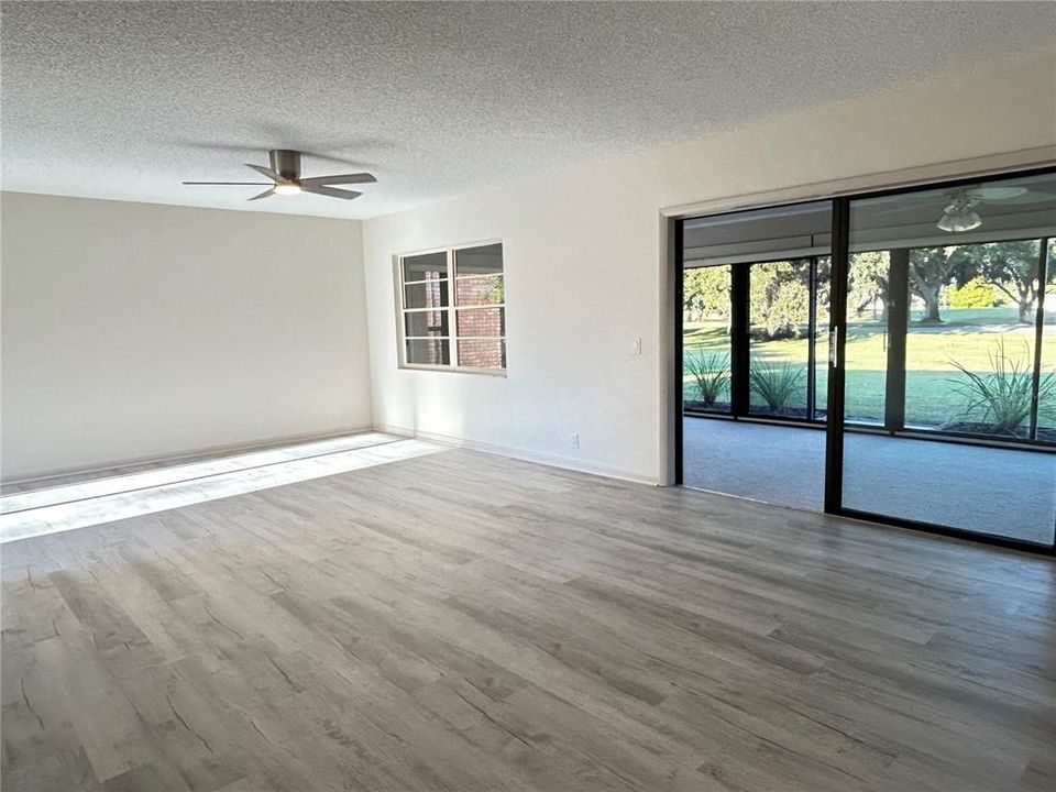 Active With Contract: $252,500 (2 beds, 2 baths, 1731 Square Feet)