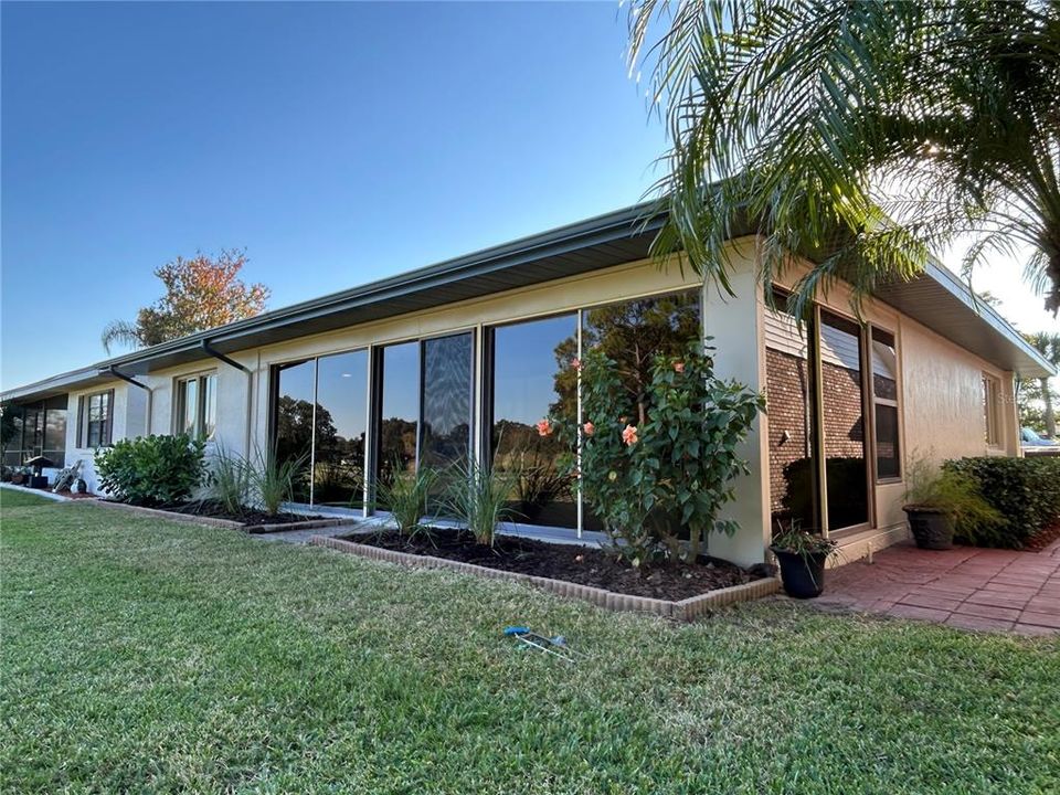 Active With Contract: $252,500 (2 beds, 2 baths, 1731 Square Feet)