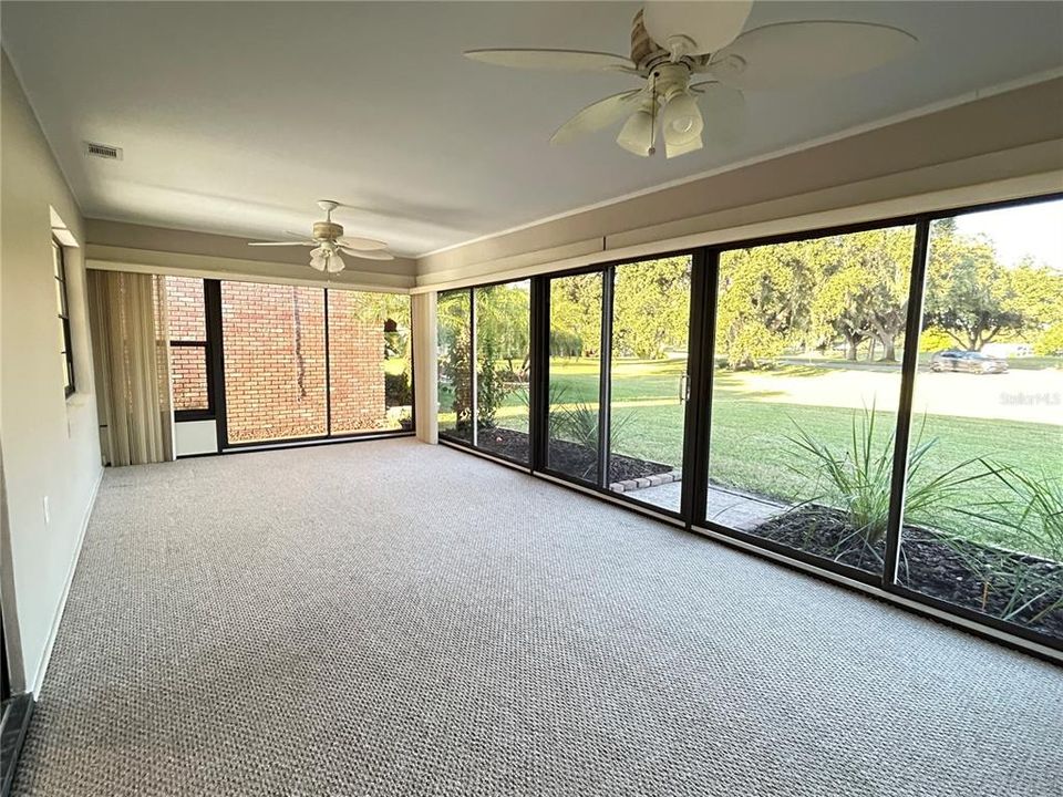 Active With Contract: $252,500 (2 beds, 2 baths, 1731 Square Feet)